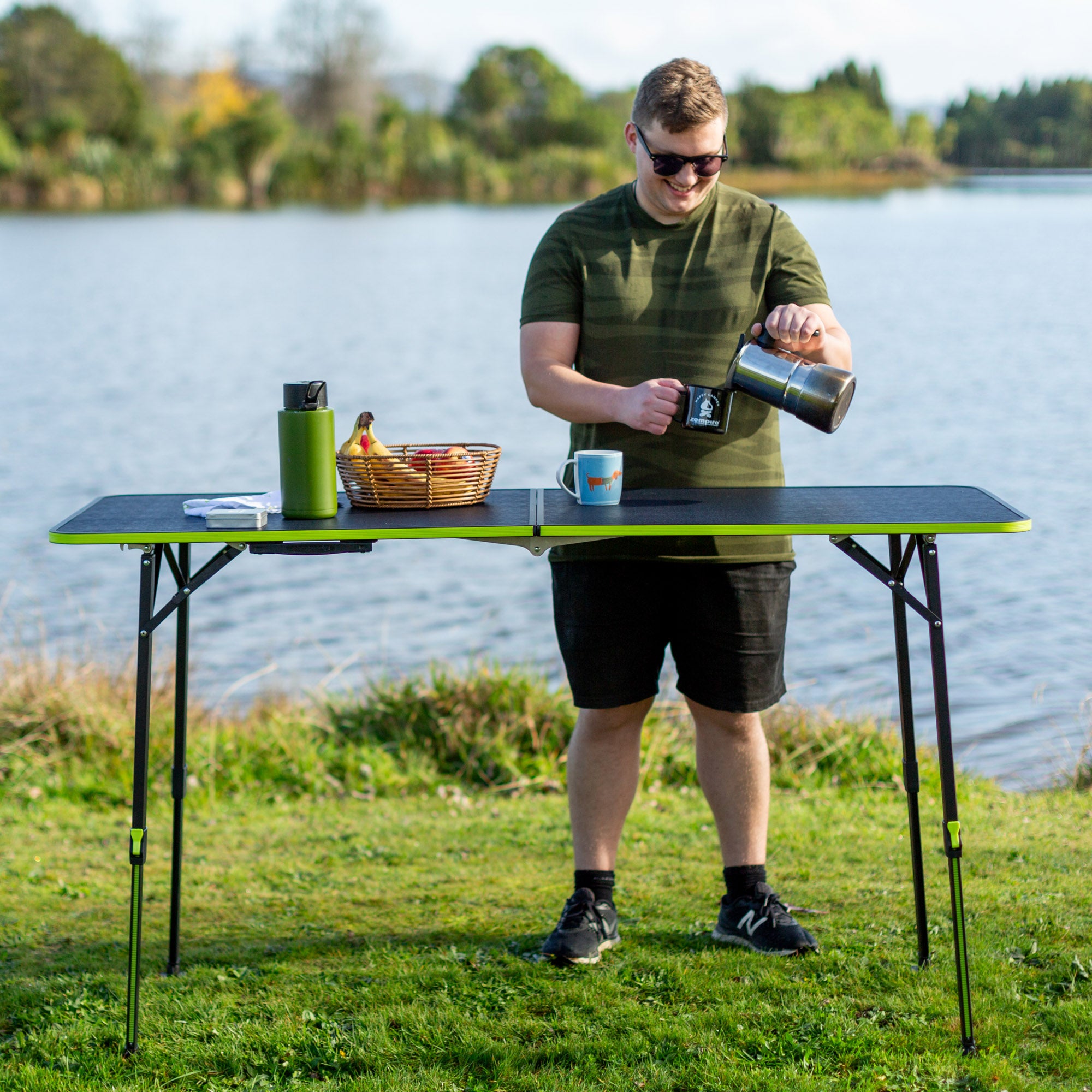 Hexolite 160 Lightweight Camp Table